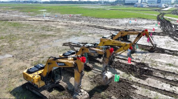 旭阳配资 雷克萨斯破土开建！三级专班全程护航，金山再造千亿级新能源汽车极