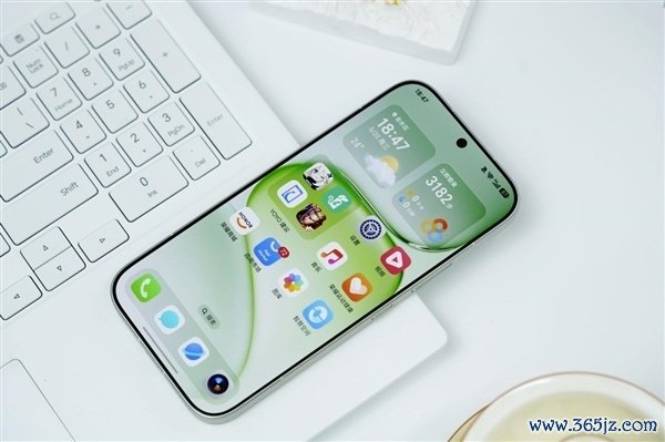 荣耀600系列宣布搭载教科书级护眼屏 同档唯一全系支持1nit极暗